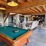 Spacieux Contemporain Avec Terrasse Panoramique Et Piscine Chauffee - Fr-1-584-373 Holiday home