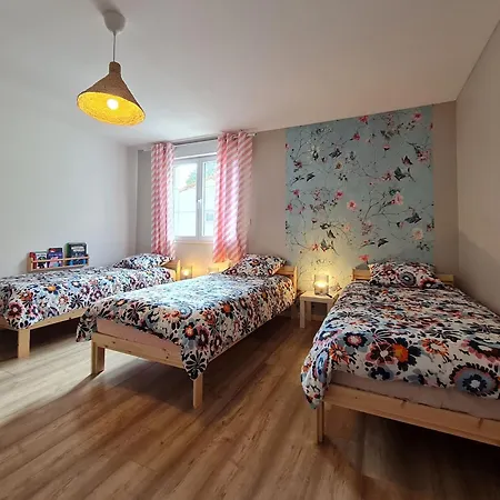 Spacieux Contemporain Avec Terrasse Panoramique Et Piscine Chauffée - Fr-1-584-373 Séjour à la campagne