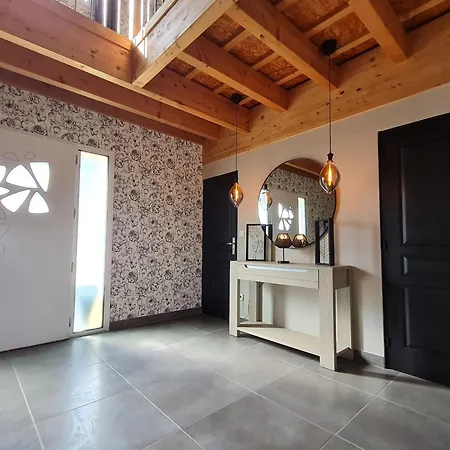 Spacieux Contemporain Avec Terrasse Panoramique Et Piscine Chauffée - Fr-1-584-373 Séjour à la campagne Favieres (Lorraine)