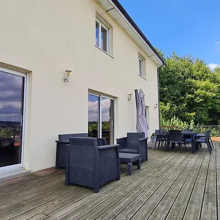 Сasa de vacaciones Spacieux Contemporain Avec Terrasse Panoramique Et Piscine Chauffée - Fr-1-584-373 Favieres (Lorraine)