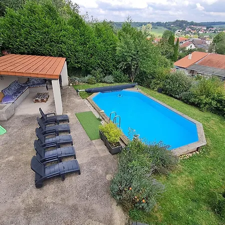 Holiday home Spacieux Contemporain Avec Terrasse Panoramique Et Piscine Chauffee - Fr-1-584-373