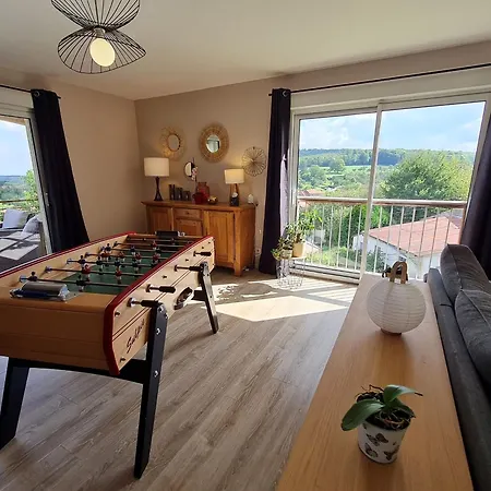 Spacieux Contemporain Avec Terrasse Panoramique Et Piscine Chauffée - Fr-1-584-373 Séjour à la campagne
