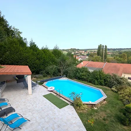 Séjour à la campagne Spacieux Contemporain Avec Terrasse Panoramique Et Piscine Chauffée - Fr-1-584-373 *